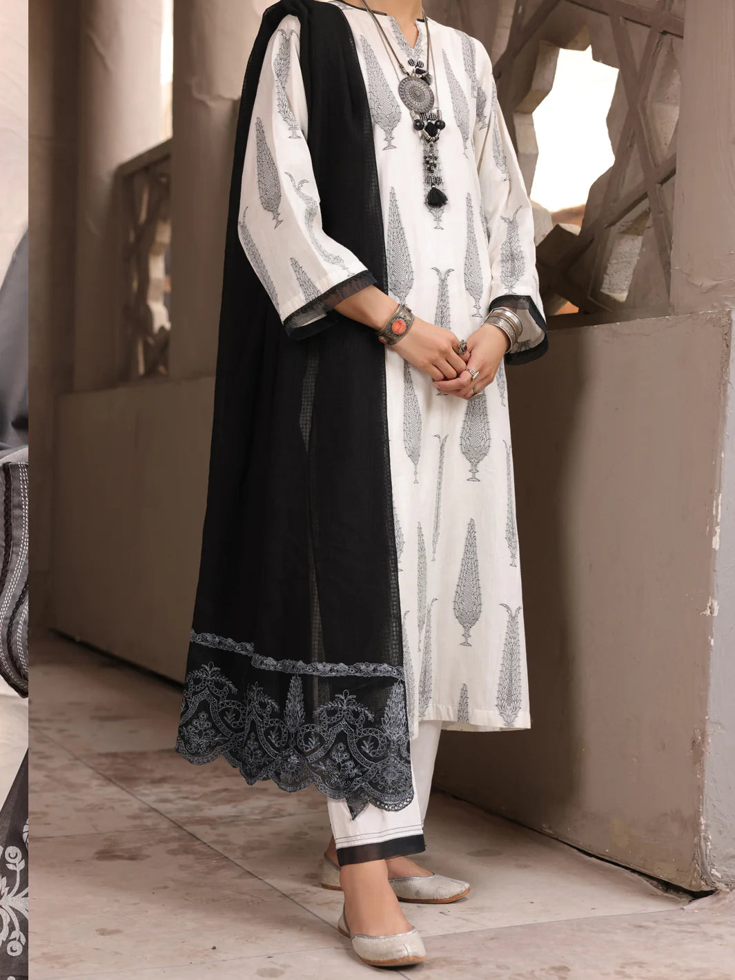 Pakistani suits Canada – Elegant black & white jacquard 3PC stitched suit from Almirah, ideal for festive wear.
