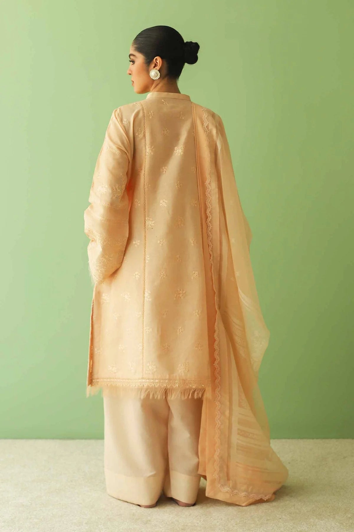Zara Shahjahan Embroidered Lawn 3 Piece Suit - Tarz-e-Mashriq