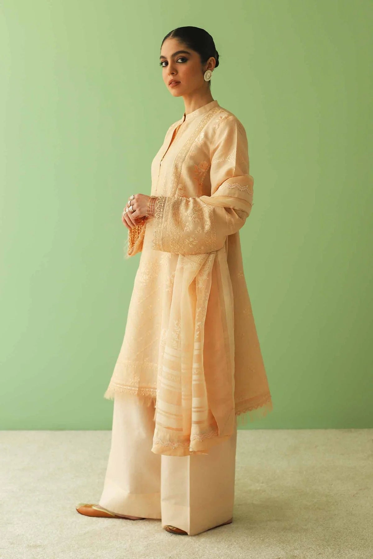 Zara Shahjahan Embroidered Lawn 3 Piece Suit - Tarz-e-Mashriq
