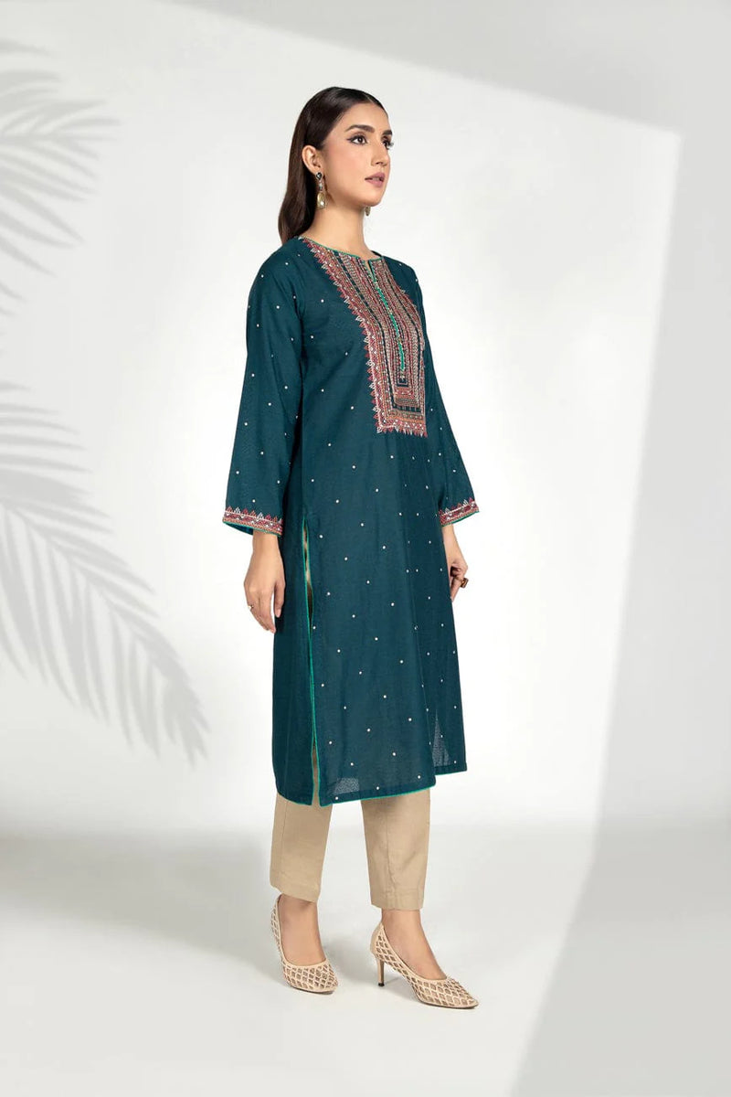 Close-up side view of the Chinyere 3PC lawn suit, a stylish choice for Pakistani suits in Canada.