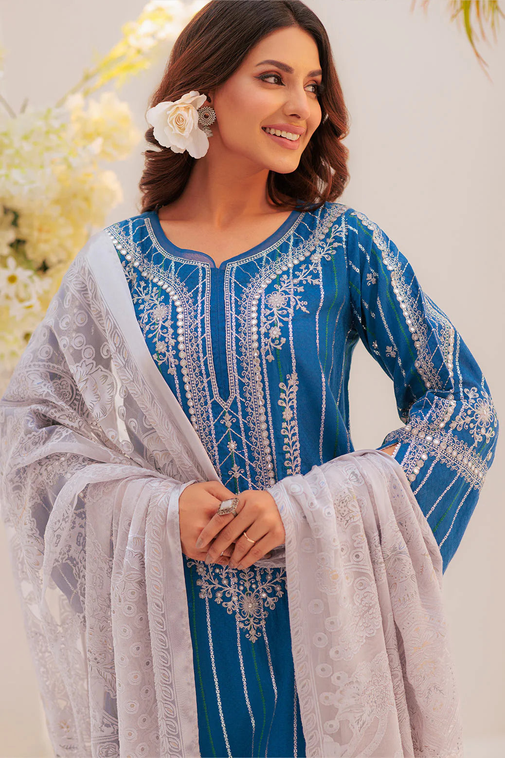 Traditional Pakistani clothes in Canada, blue jacquard embroidered 3-piece suit by Brand Bonanza Satrangi