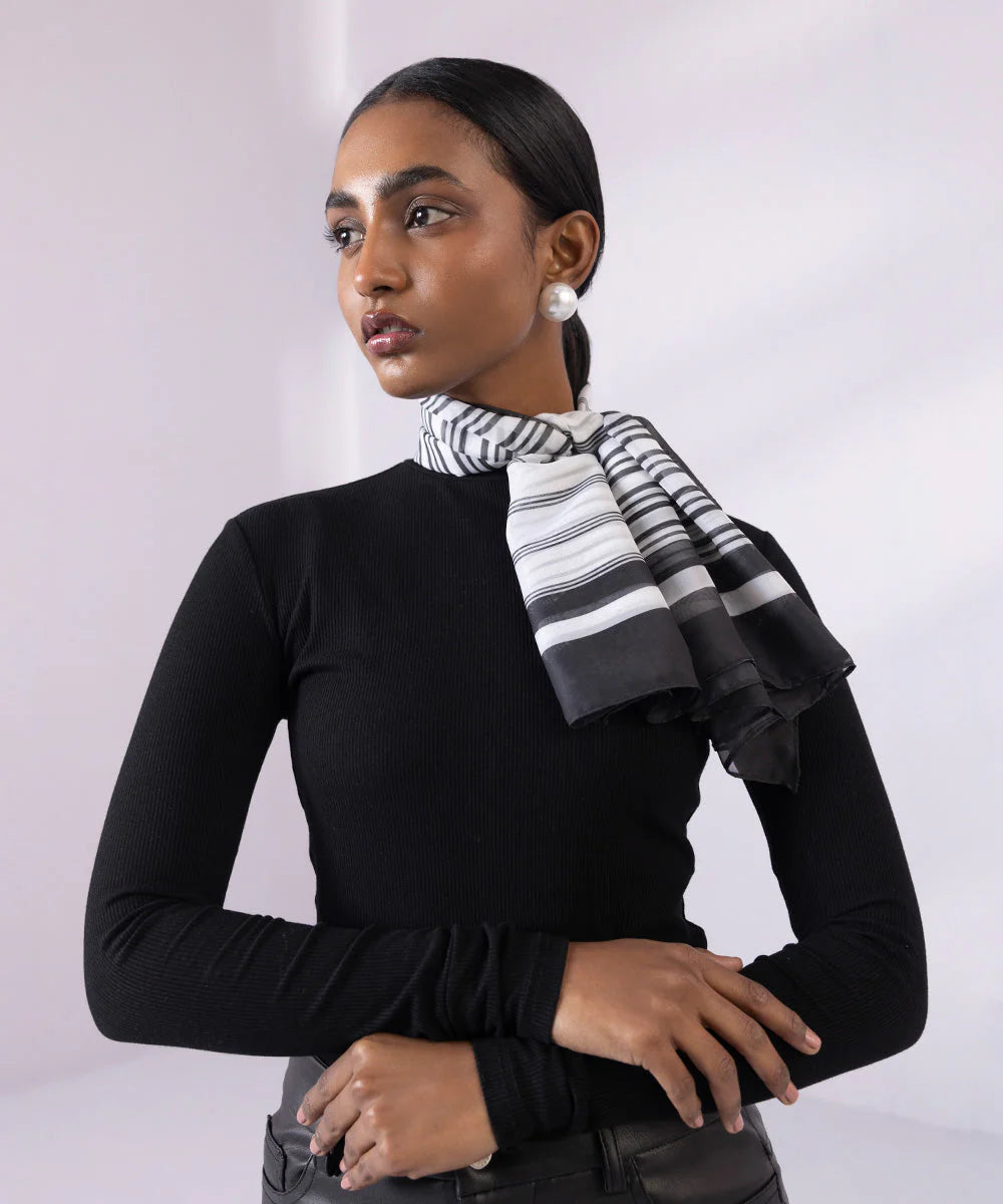 Brand Sapphire Printed Scarf - SAP-137 - Tarz-e-Mashriq
