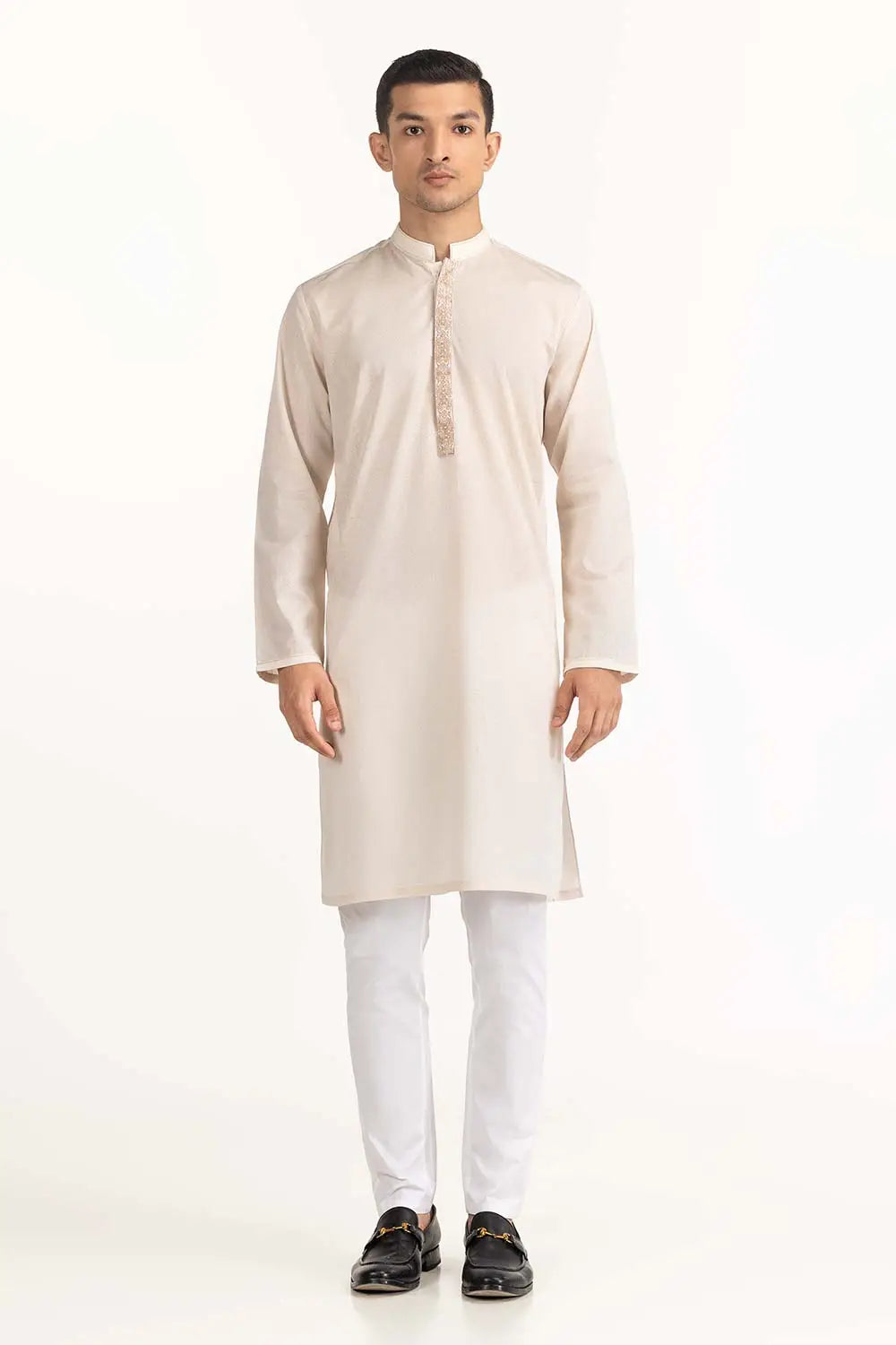 GulAhmed pastel peach cotton kurta – a refined choice for Pakistani suits online in Canada, perfect for casual wear.
