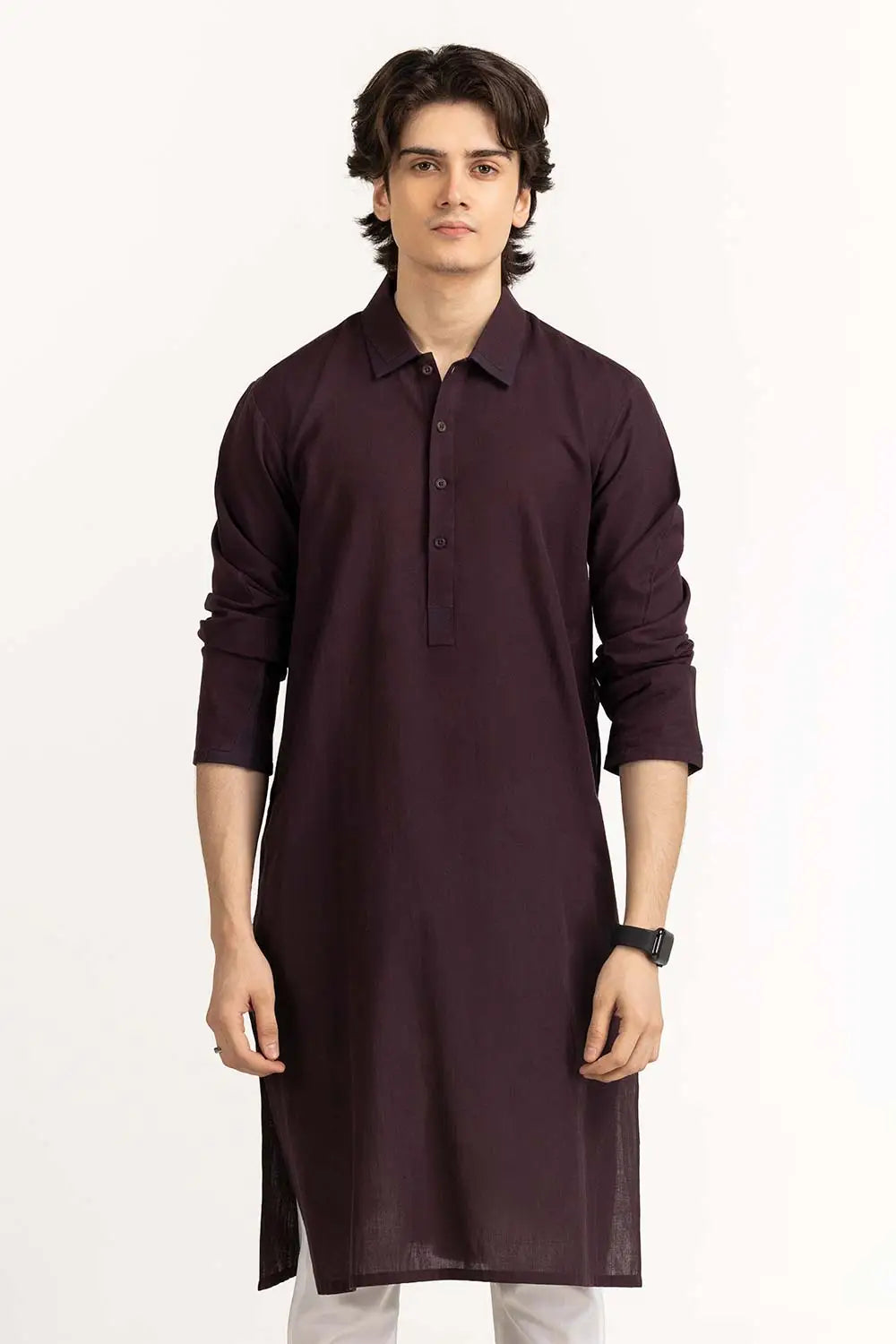 FRONT VIEW OF GulAhmed premium plum /Old Burgundy cotton kurta for men – a stylish Pakistani suit, perfect for casual wear in Canada