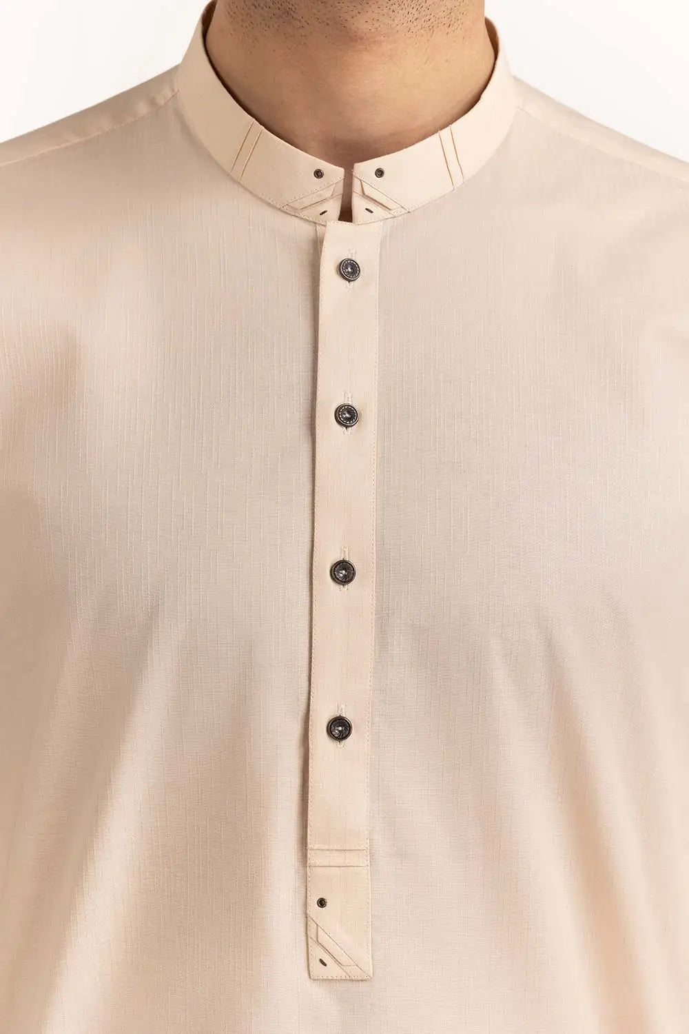 Close-up of GulAhmed vanilla kurta’s neckline and buttons – showcasing fine craftsmanship and premium fabric quality