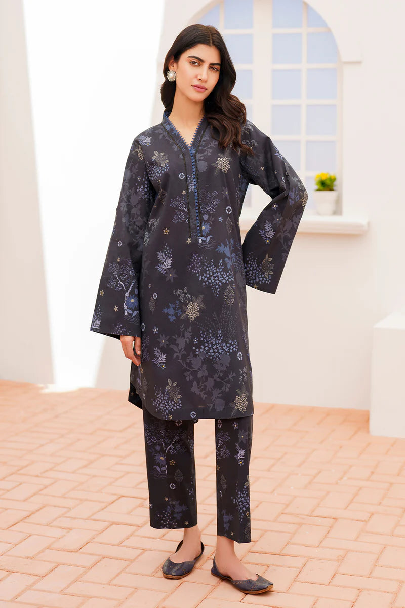 WOMEN WEARING Elegant black olive printed lawn 2PC suit by Baroque – a stylish choice for Pakistani suits online in Canada.