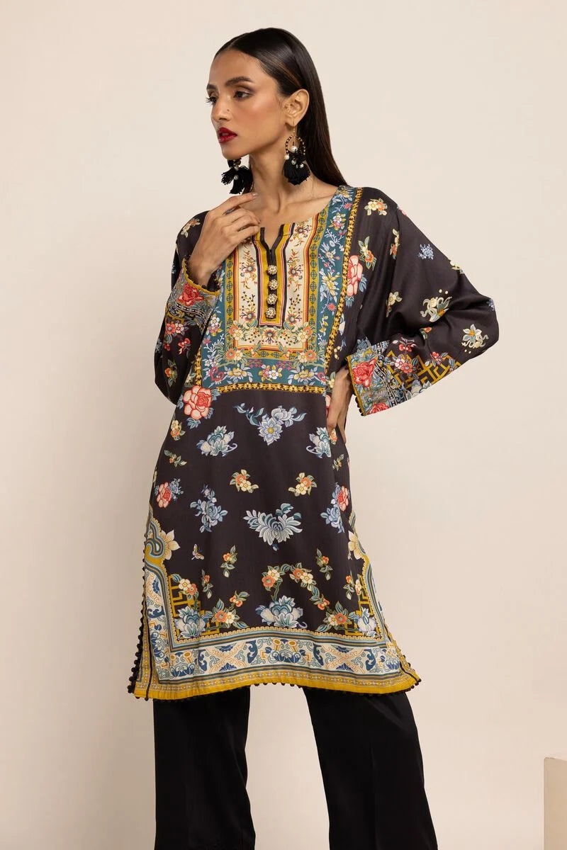 Khaadi’s elegant black kurta, showcasing its premium viscose fabric – a top pick for Punjabi suits in Canada.