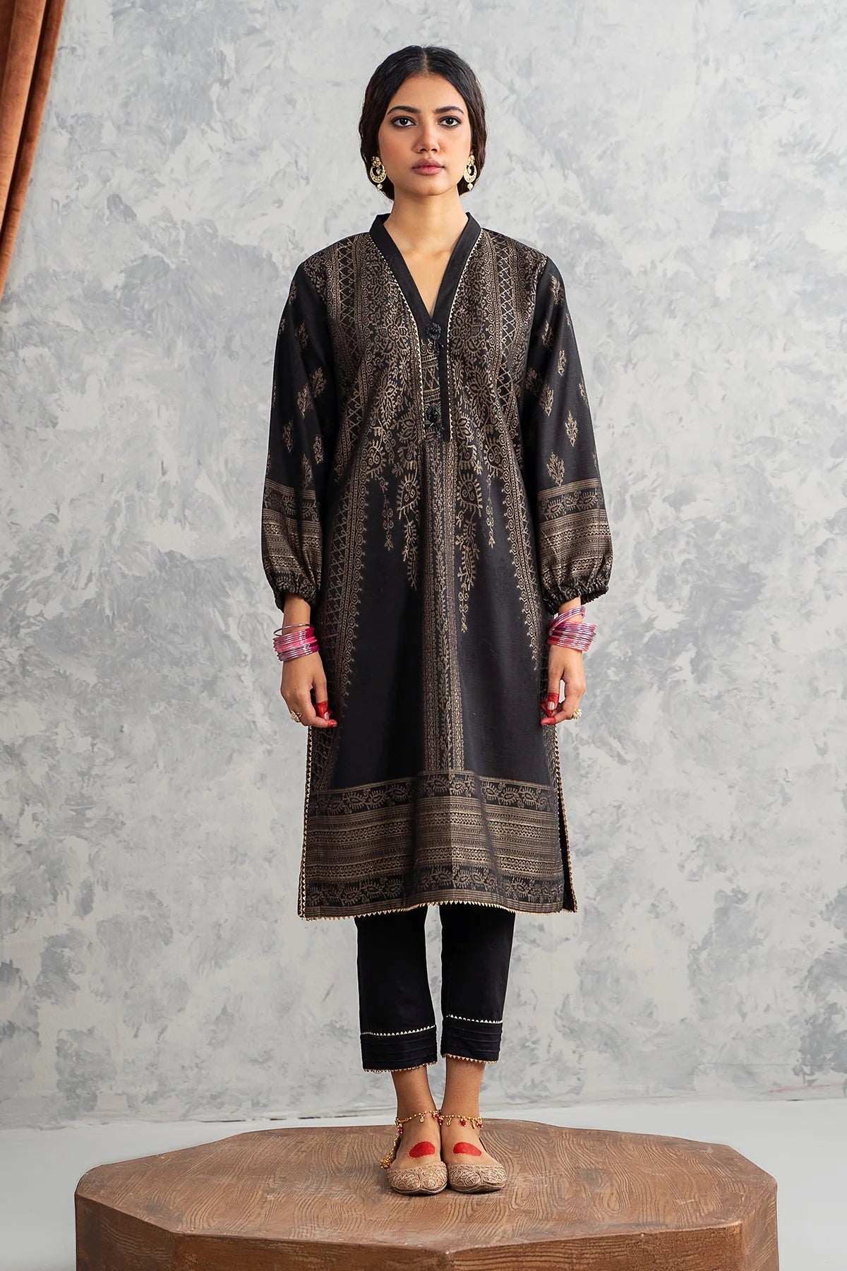 front profile of Charizma’s black khaddar brosha printed shirt – a must-have for Pakistani suits in Canada, ideal for casual occasions.