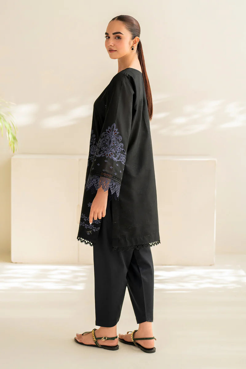 Baroque black embroidered suit with detailed back pattern – ideal for those looking for authentic Pakistani suits online in Canada.