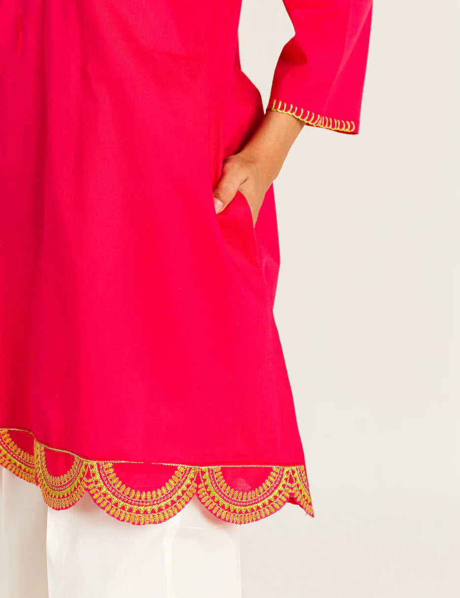beechtree’s embroidered tunic suit in pink, featuring premium ethnic fabric – a top pick for Pakistani suits for kids in Canada