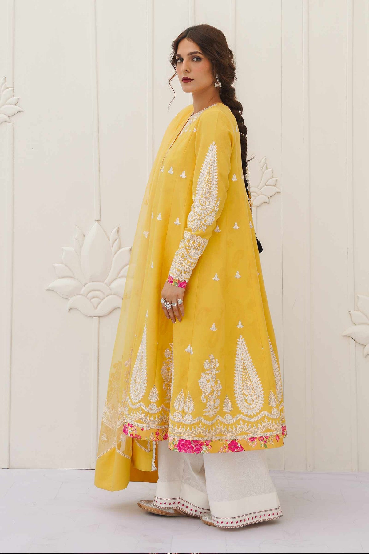 Traditional Pakistani clothes in Canada, embroidered self jacquard suit by Brand Zara Shahjahan