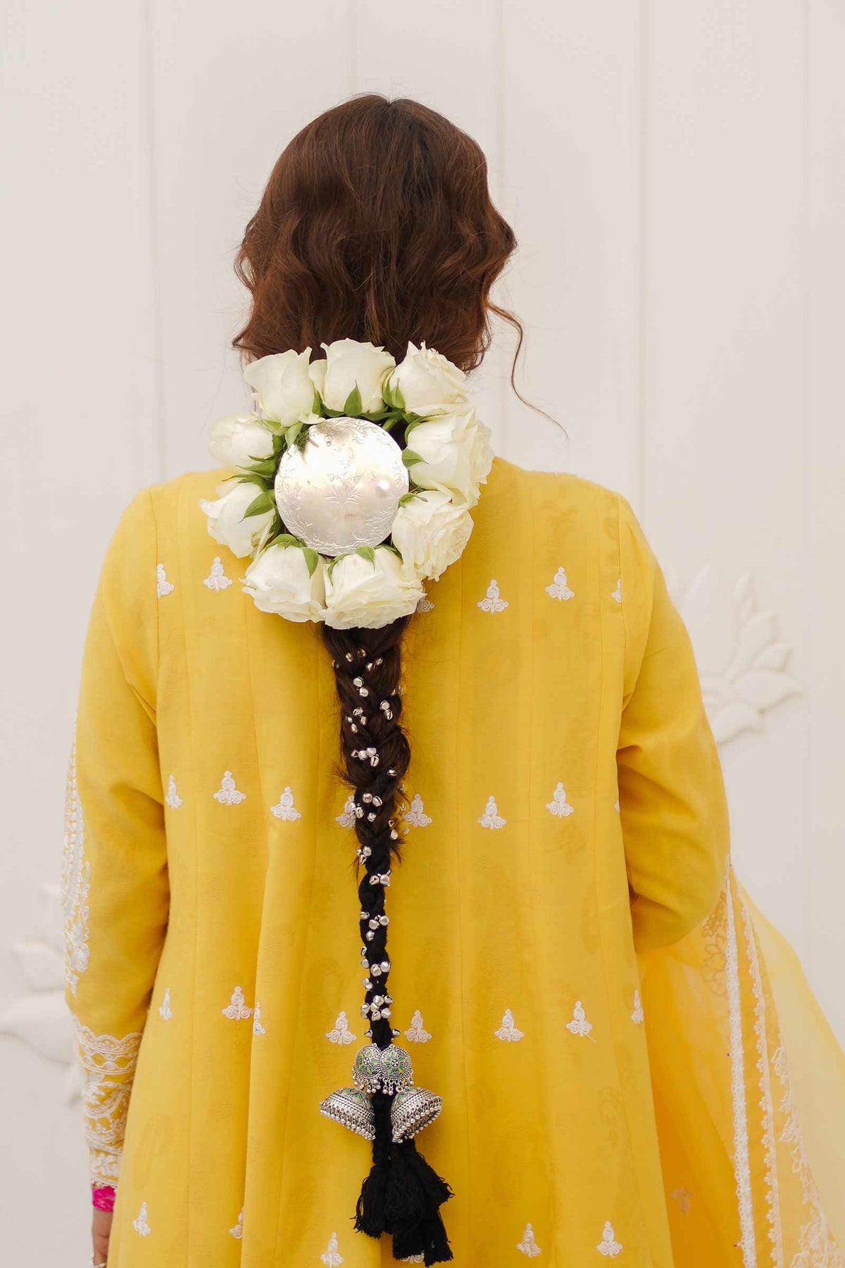 Traditional Pakistani clothes in Canada, embroidered self jacquard suit by Brand Zara Shahjahan