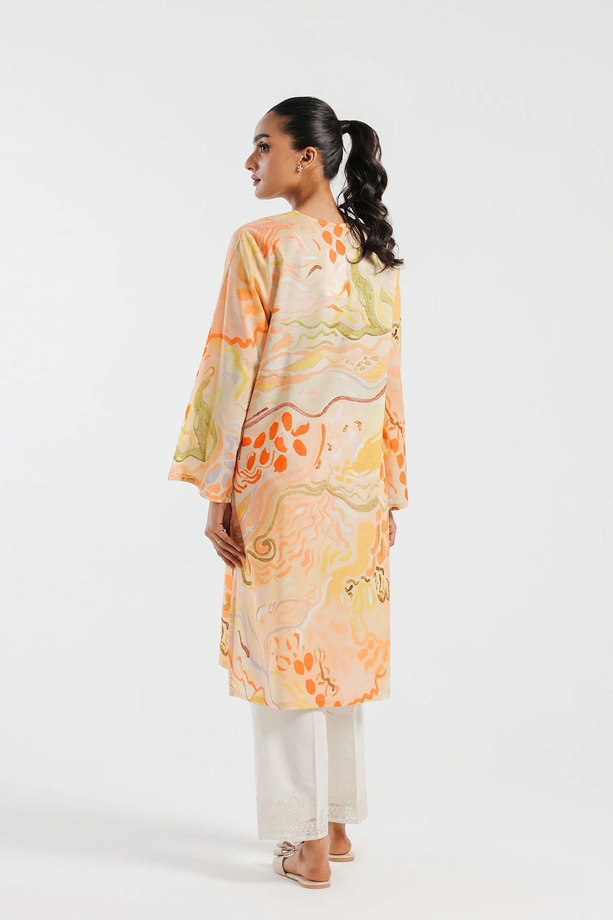 Back view of Ethnic’s printed lawn shirt, a chic and breathable lawn piece for casual and stylish outfits.