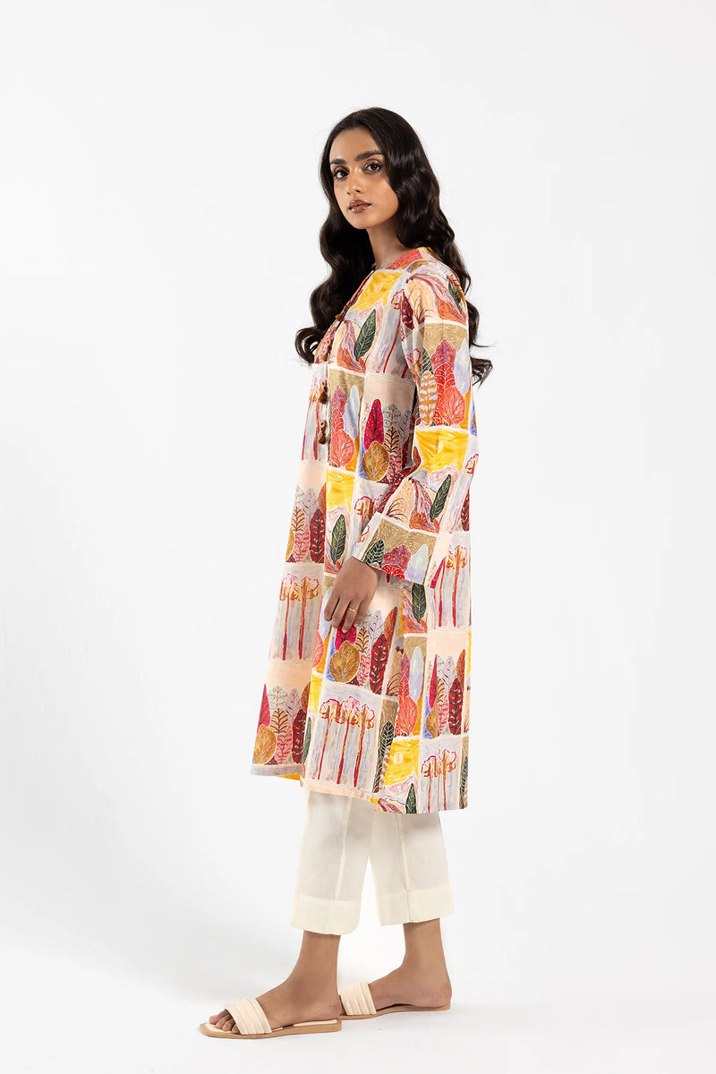 Side profile of Ethnic’s pale yellow kurta, highlighting the soft lawn fabric – a premium pick for Pakistani suits for women