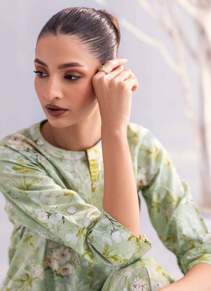 Close-up of the floral printed cotton fabric of the Image co-ord set, perfect for Punjabi suits lovers.