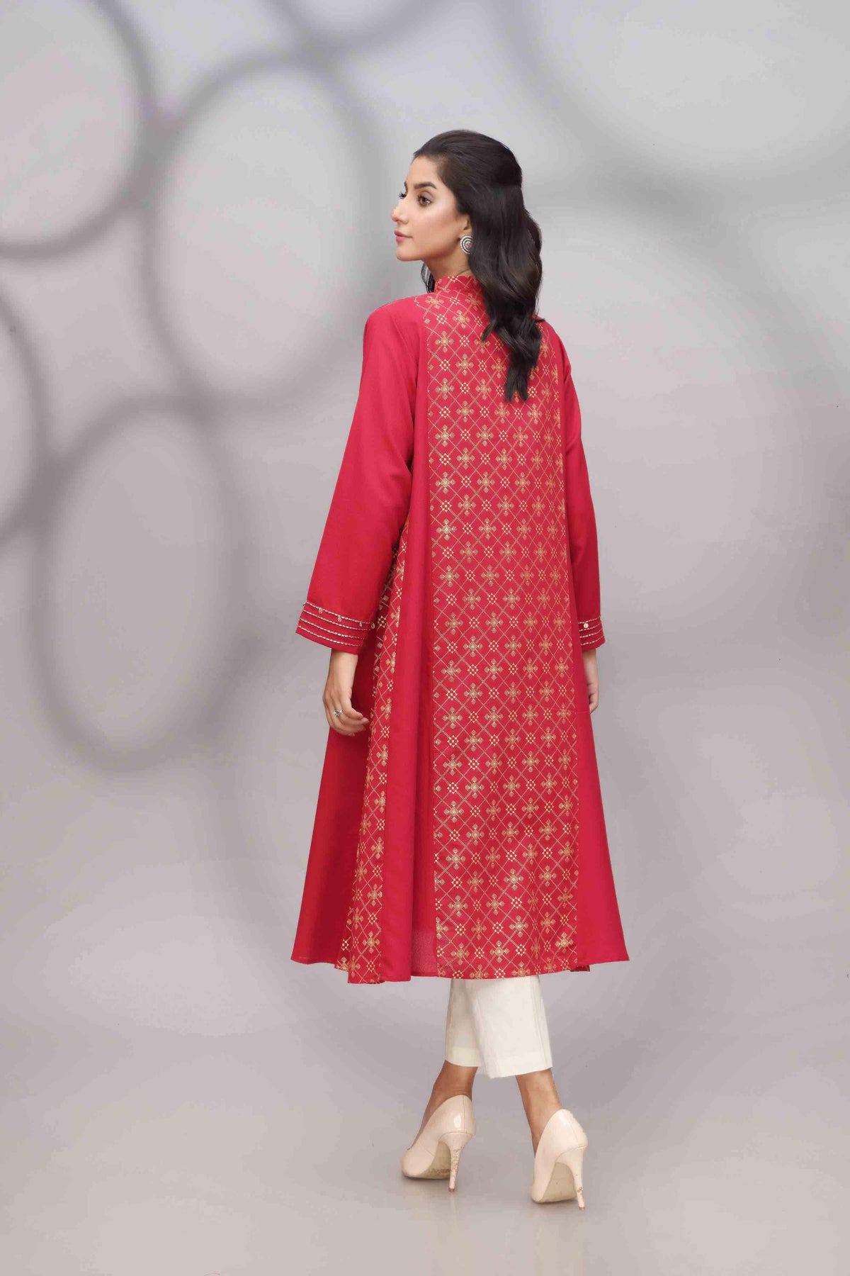 Back view of the maroon lawn karandi shirt by Chinyere, a graceful addition to Punjabi suits in Canada, ideal for every occasion.