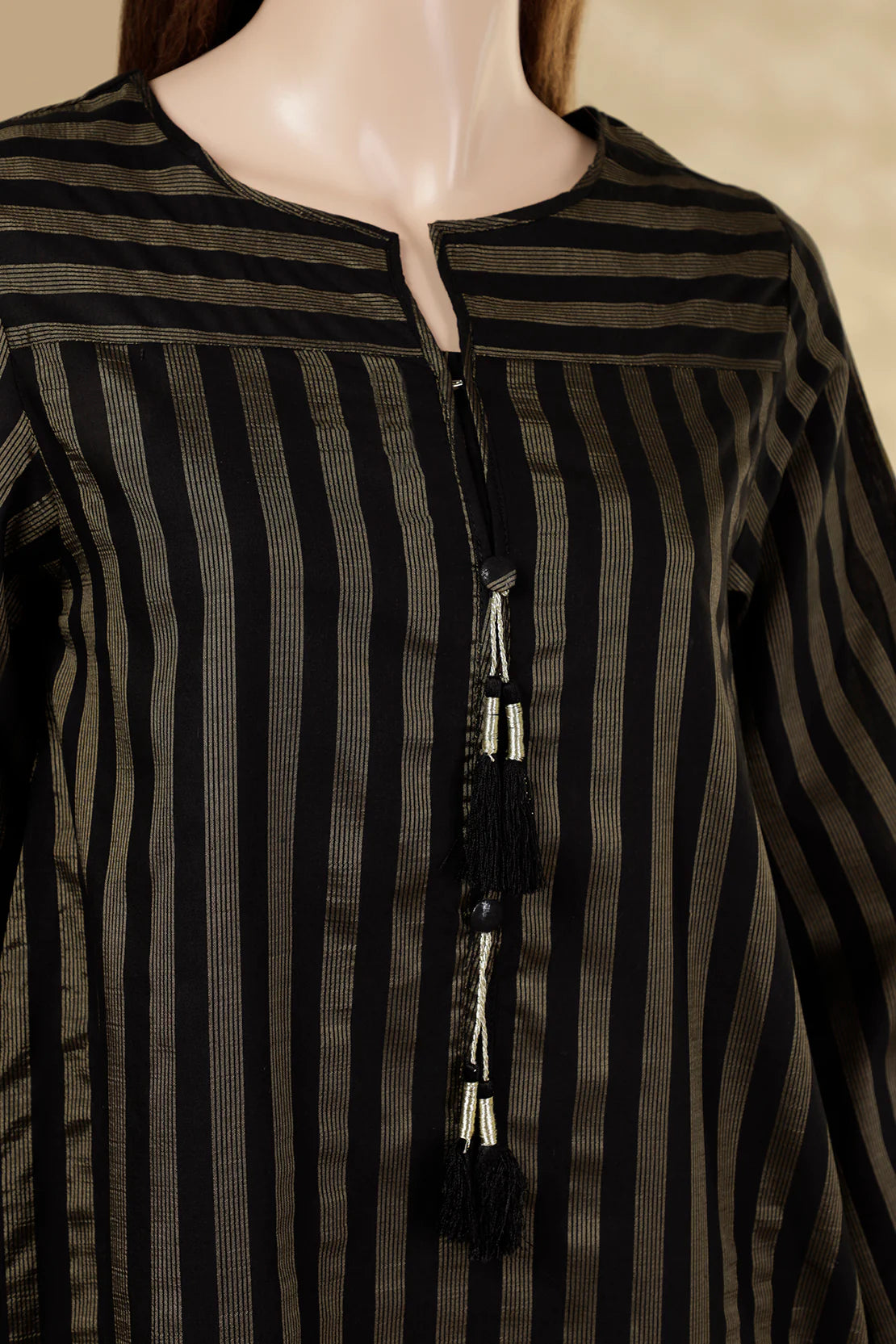 Detailed close-up of the jacquard fabric texture, enhancing the appeal of this Pakistani stitched suit for women.