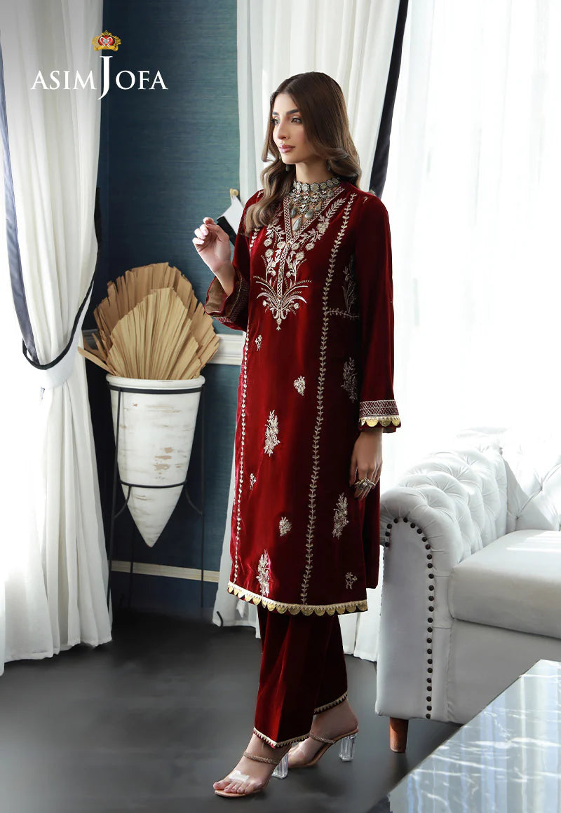 Explore Punjabi suits with Asim Jofa’s maroon velvet embroidered 2PC, crafted for modern women.