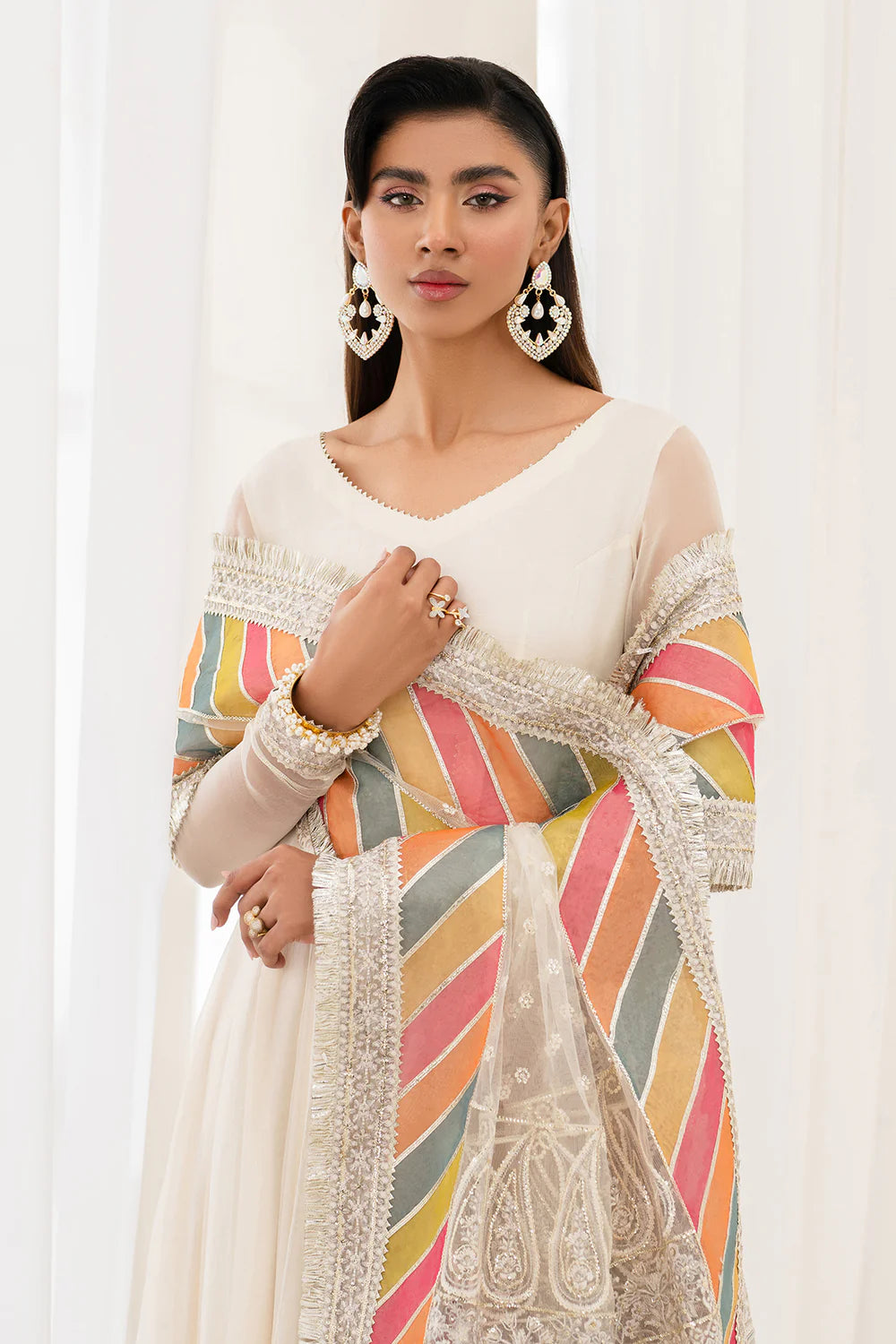 Woman standing showing neck area of  Baroque ivory chiffon and Punjabi suit multicolour dupatta – Pakistani suits Canada
