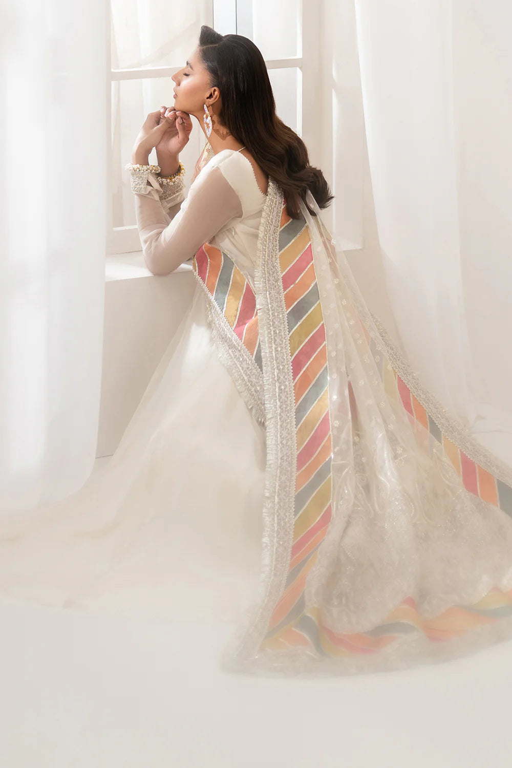 Woman leaning side portrait – Baroque BAR-380 ivory embroidered chiffon 3-piece Punjabi suit – Pakistani suits online Canada