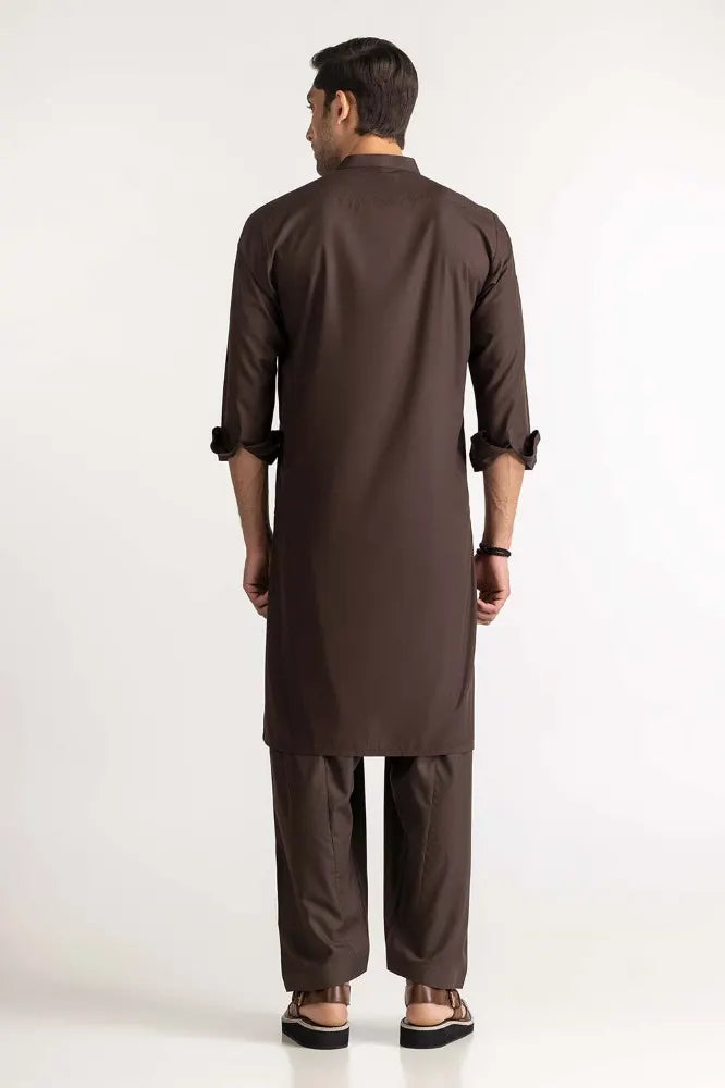 Rear view of the brown blended kurta shalwar by GulAhmed, a sophisticated addition to Pakistani suits online in Canada for men.