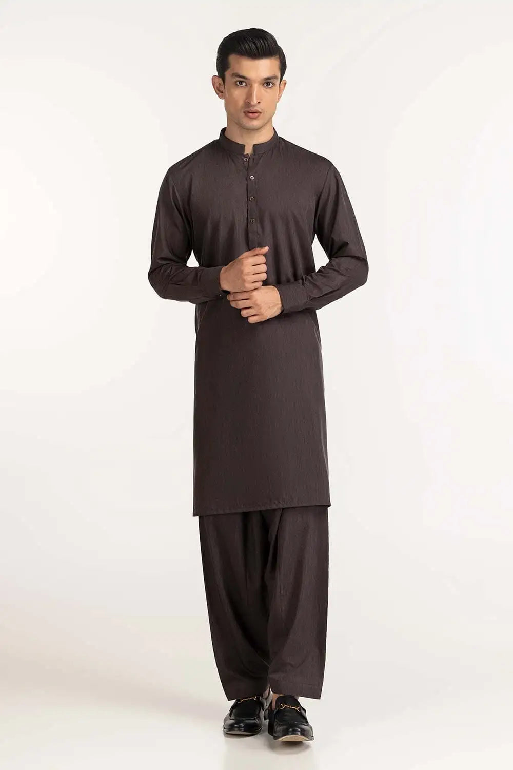 Shop Pakistani suits in Canada with this premium brown blended suit from GulAhmed, designed for men’s fashion.