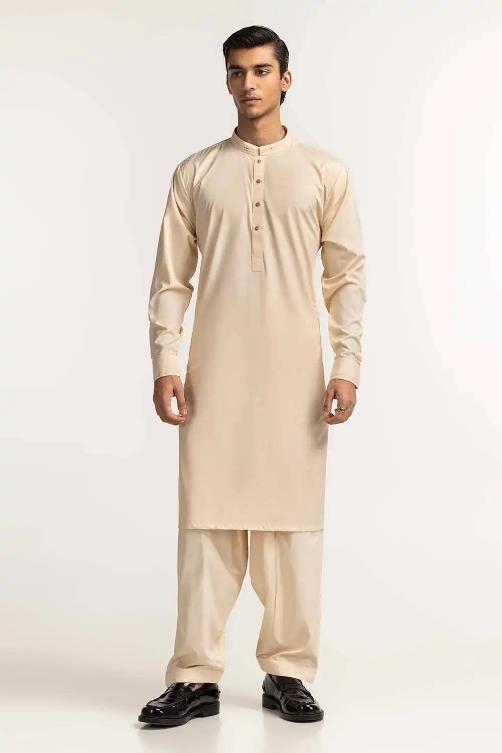 GulAhmed cream blended suit – a refined choice for Pakistani suits online in Canada, crafted for formal occasions.