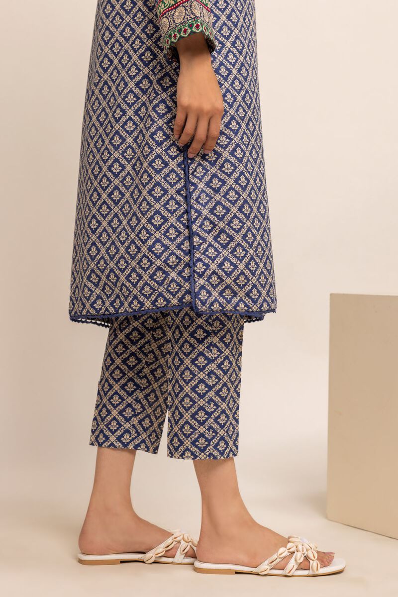  SIDE PROFILE OF Pakistani suits in Canada with these trendy cotton pants from Khaadi – perfect for casual wear.