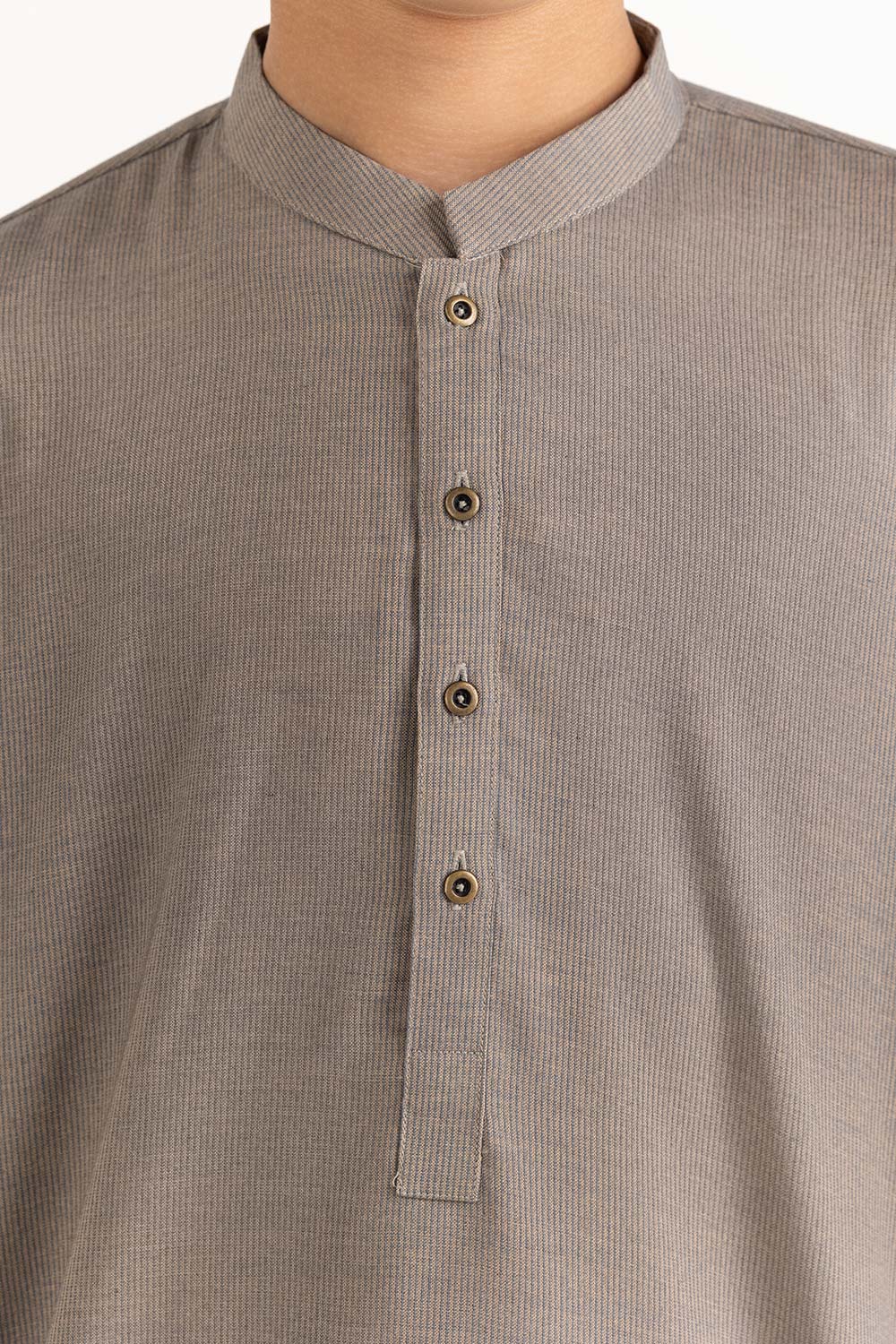 Detailed view of GulAhmed’s Silver Chalice kurta, highlighting its soft blended fabric – a perfect Pakistani suit for kids in Canada.