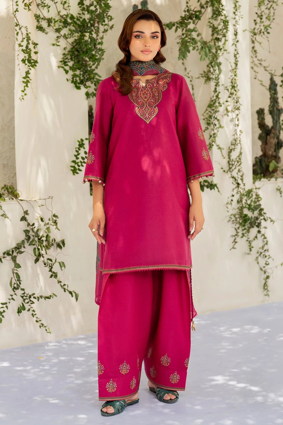 Woman standing front view full length – Jazmin JAZ-421 fuchsia gold embroidered Punjabi suit palazzo – Pakistani suits online Canada