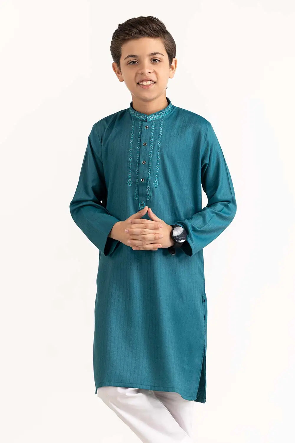 Discover premium Punjabi suits for kids with this elegant blue embroidered kurta from GulAhmed, perfect for casual wear.