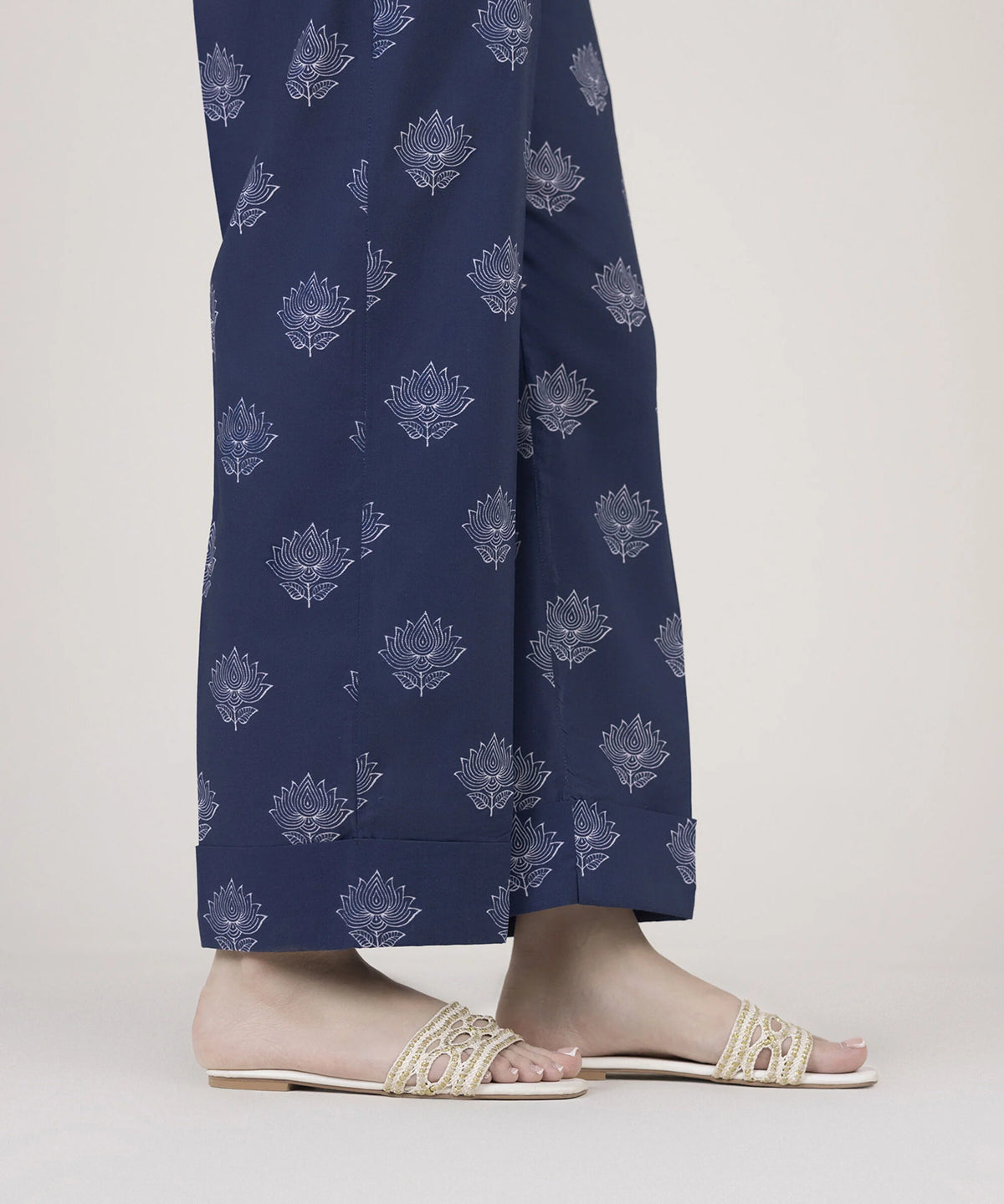 Woman side view Sapphire navy Punjabi suits online Canada cambric straight pants lotus print slit hem festive