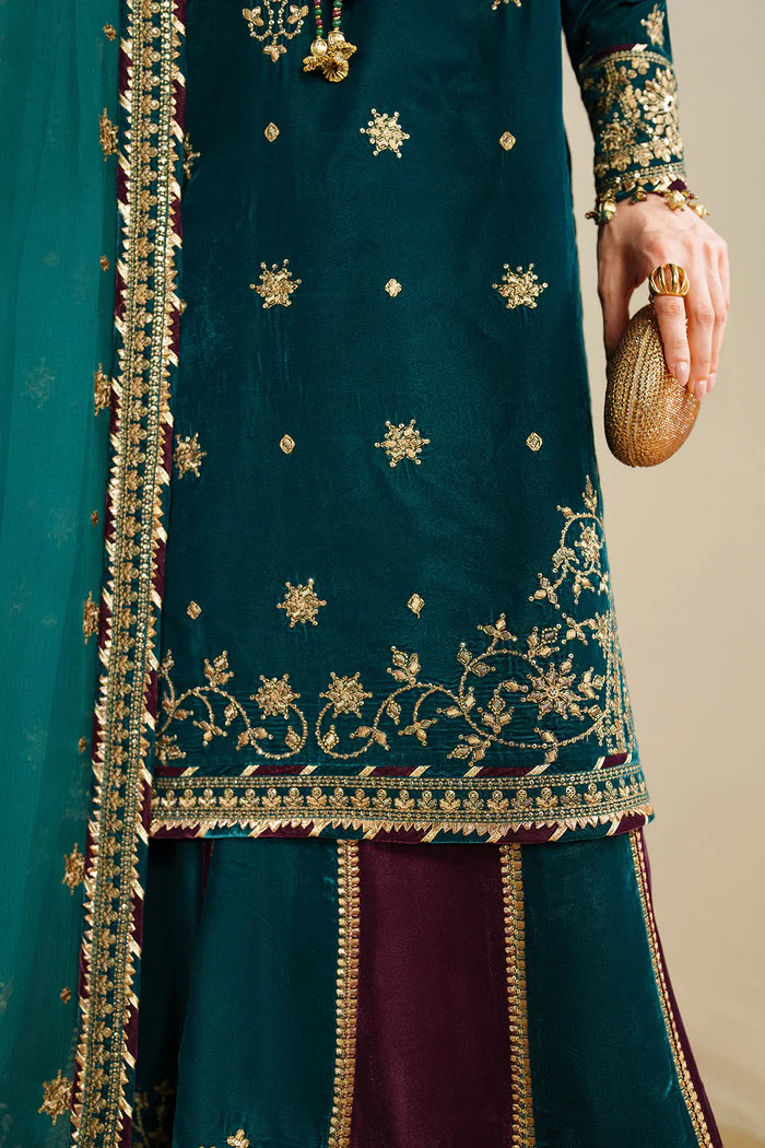 Jazmine Embroidered Velvet Formal Suit Side View Cyprus Green – JAZ-381 – Tarz-e-Mashriq