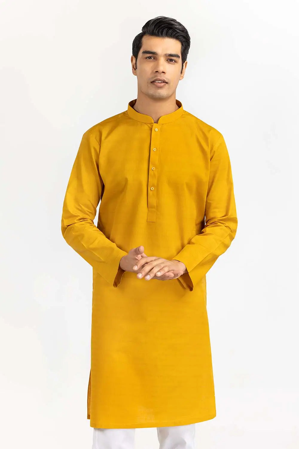 Gulahmed yellow cotton kurta for men – a perfect addition to traditional Pakistani clothes for men. Available in multiple sizes.